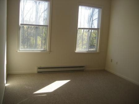 Residences at Stone Court - Photo 2 of 10