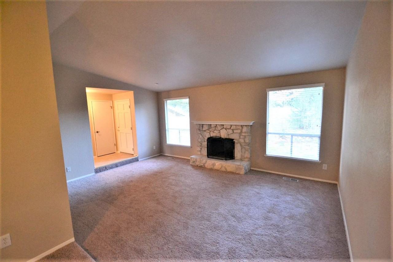 21502 38th Ave E - Photo 2 of 11