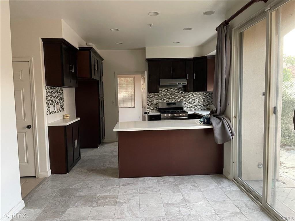 12333 Felipe St - Photo 3 of 10