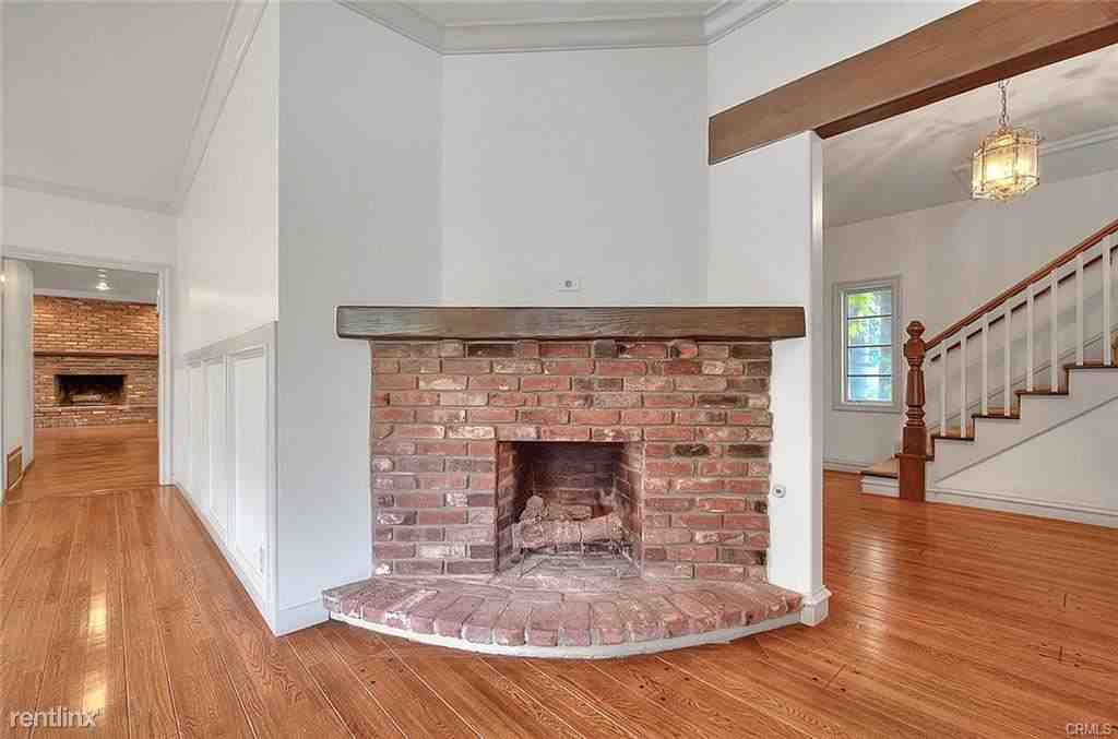 338 E Grandview Ave - Photo 2 of 10