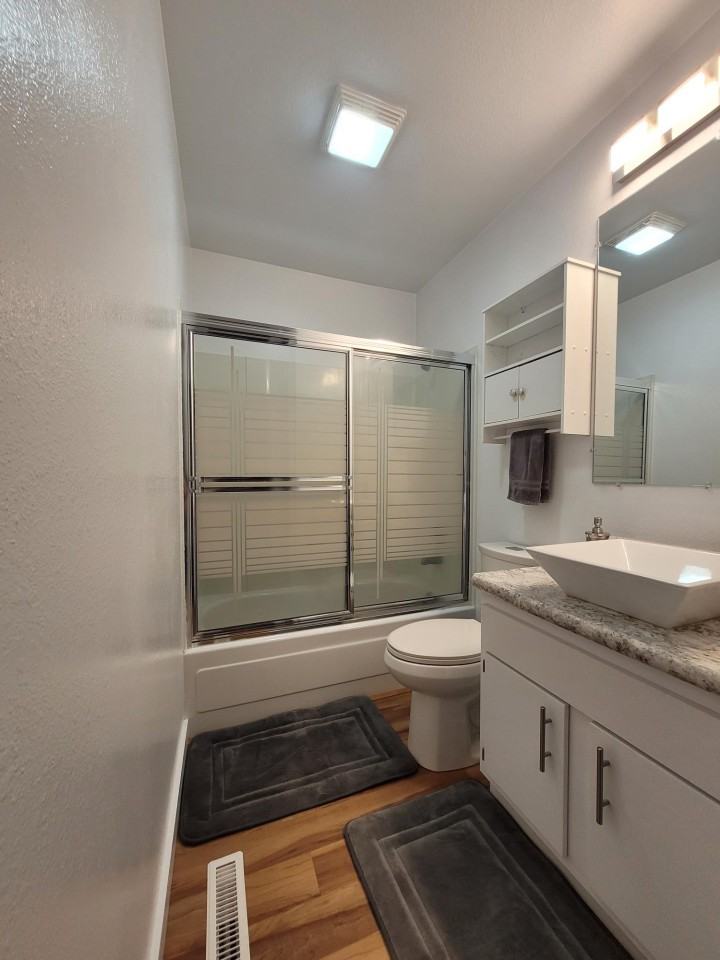 2044 Monad Rd - Photo 6 of 10