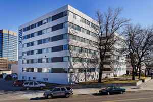 featured image of 429 N 33rd St