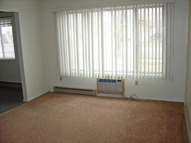 115 6th St W #3 - Photo 2 of 7