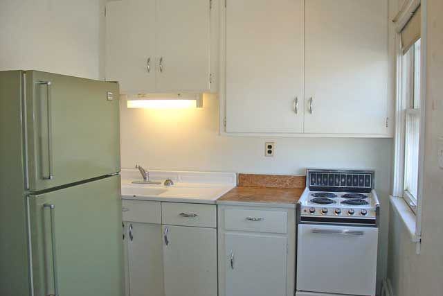 524 N 23rd St #10-21 - Photo 3 of 5