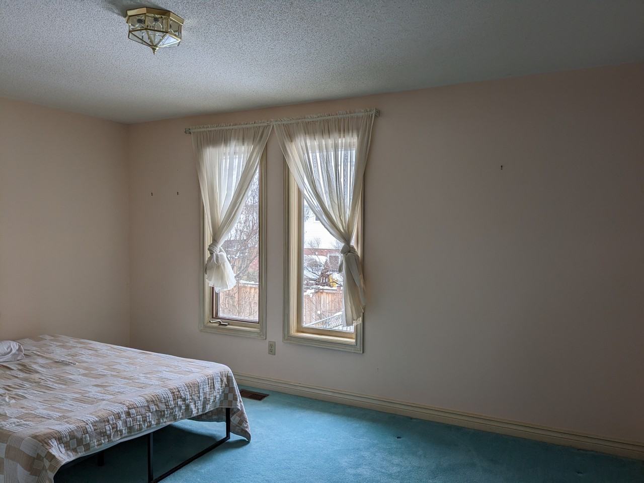 2219 Headon Road - Photo 3 of 5