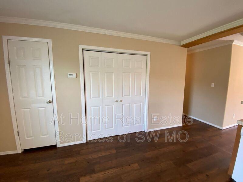 501 W Warren Ave #A - Photo 5 of 14