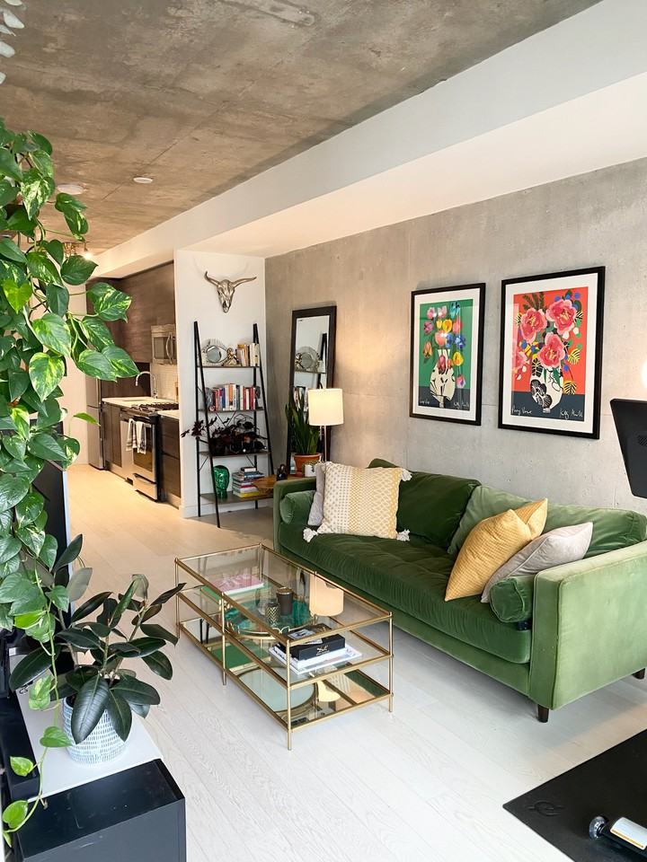 111 Bathurst Street #1413