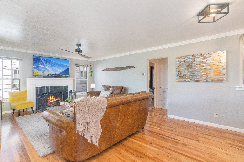 2104 W State St #1 - Photo 4 of 30