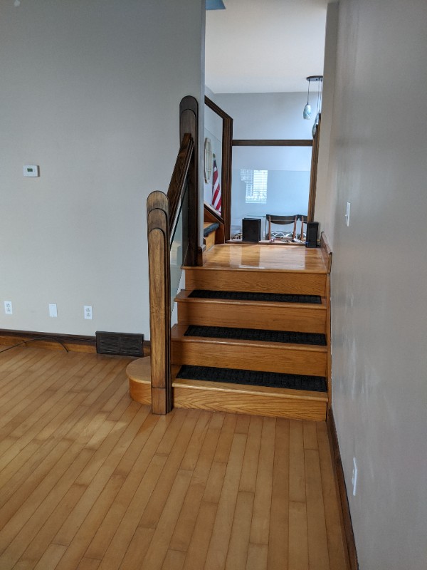 1726 W 31st Pl - Photo 2 of 14