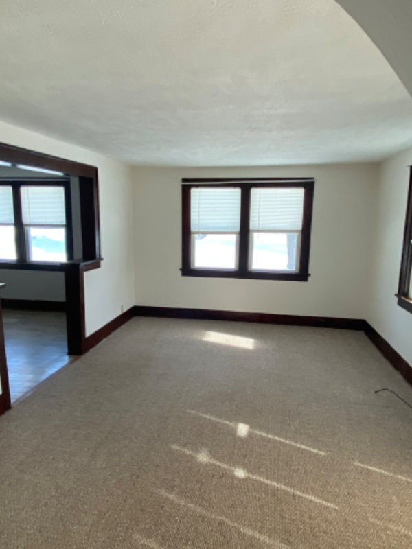 910 9th Ave #13 - Photo 3 of 13