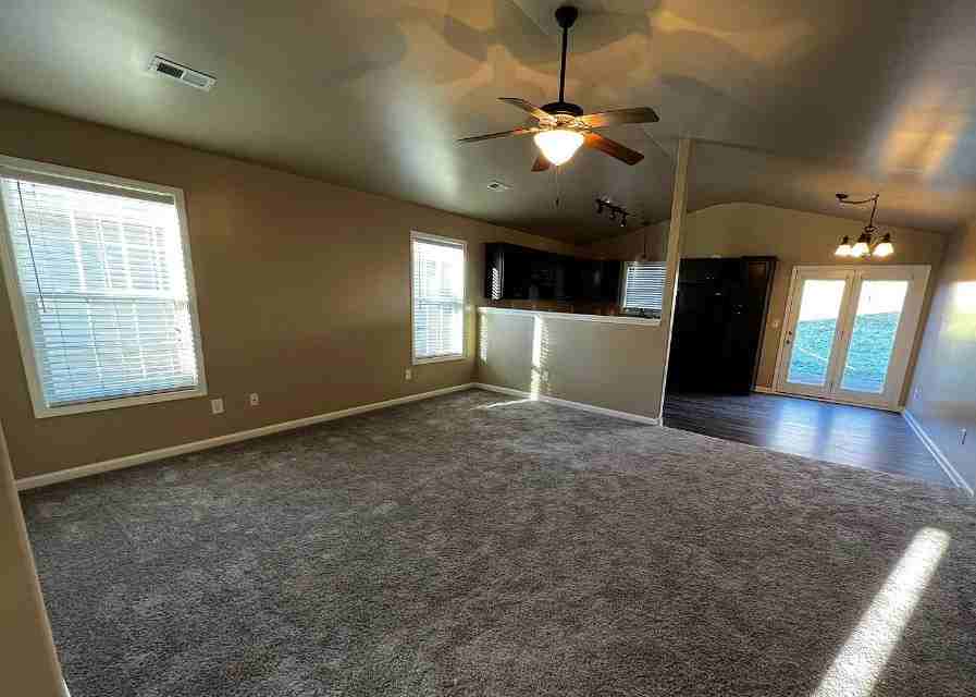 3124 Tiburon Way - Photo 2 of 4