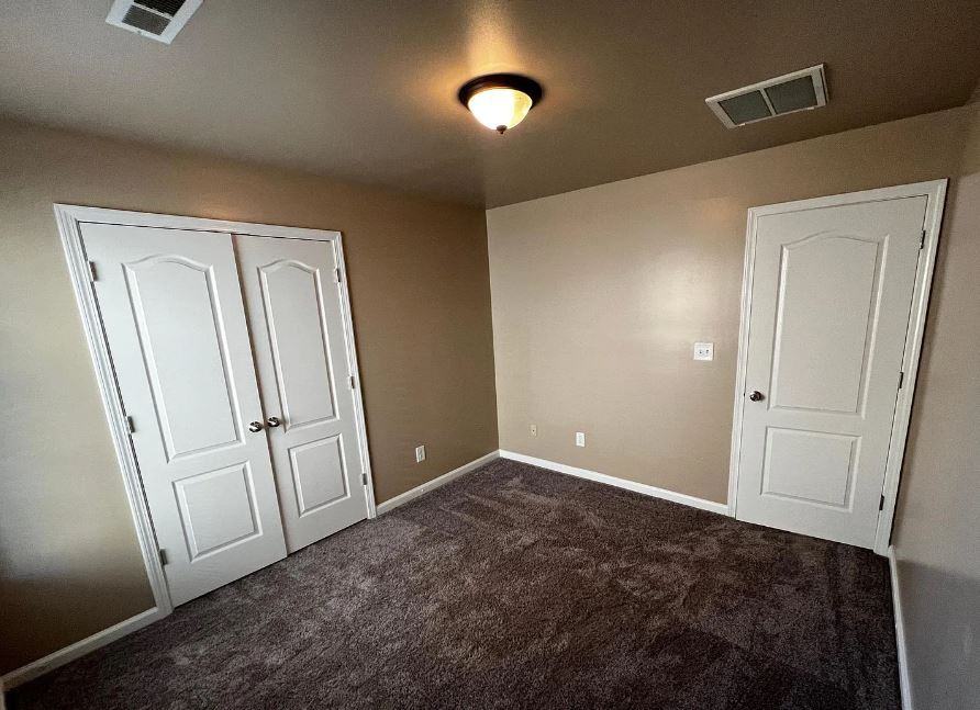 3124 Tiburon Way - Photo 3 of 4