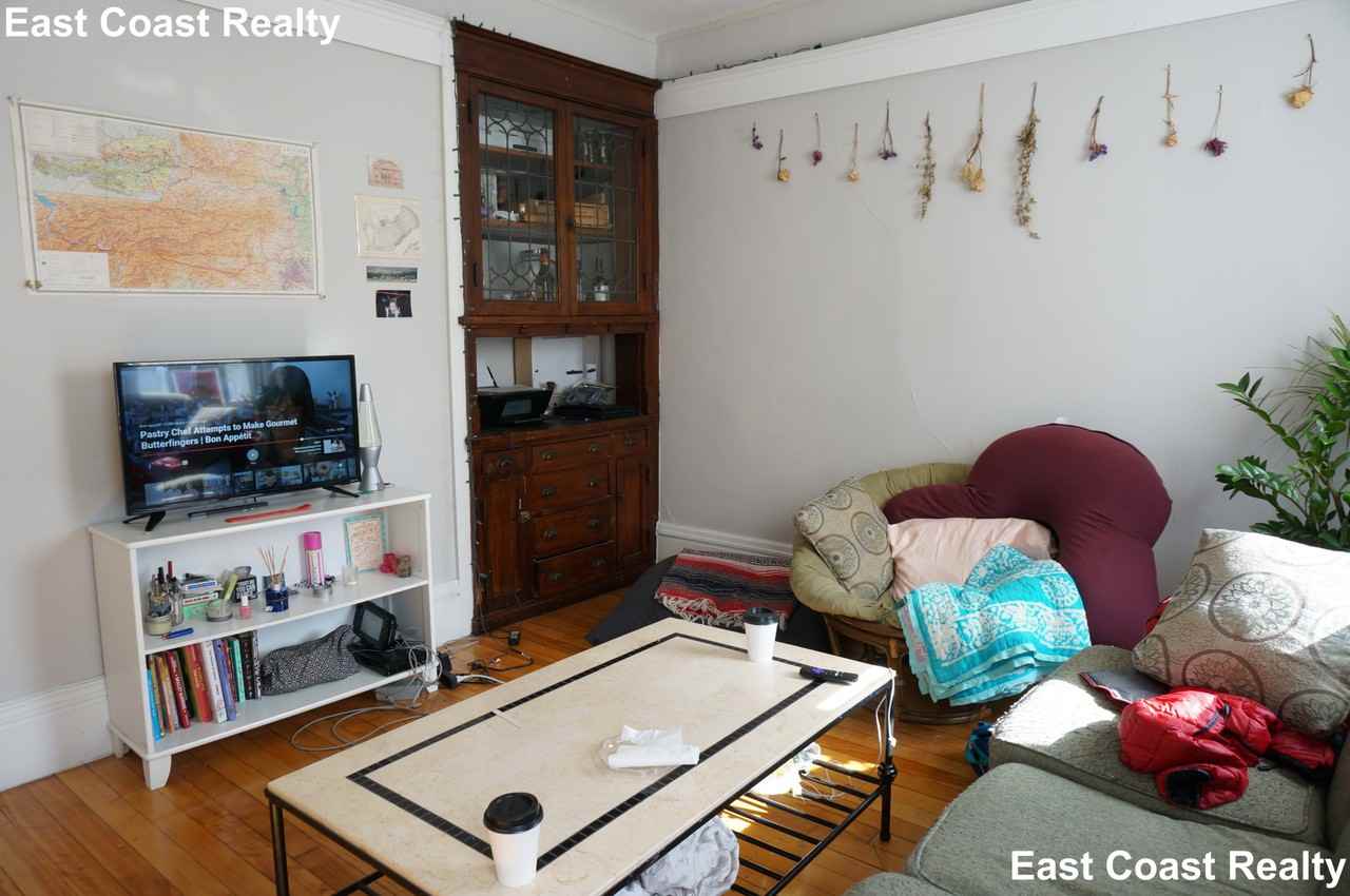 228 South St #1 - Photo 4 of 14