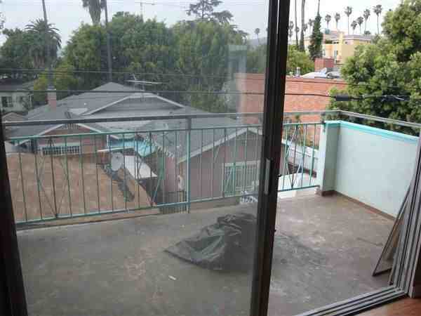 Apartments In Hollywood - Photo 2 of 9