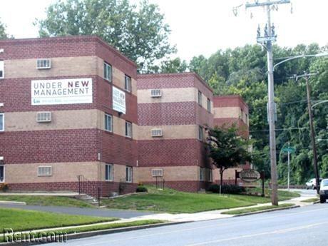 Benton Gardens Apartments - Photo 3 of 6