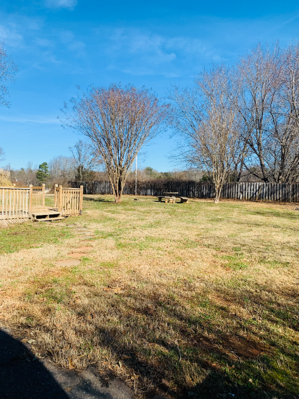 2128 Moss Farm Rd - Photo 3 of 18