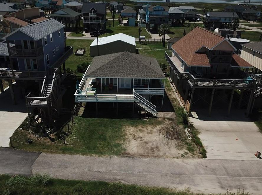13123 Gulf Beach Dr - Photo 2 of 6