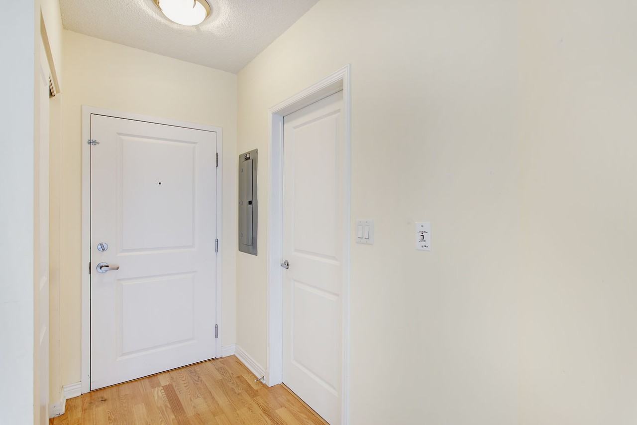 550 Rue Jean d'Estrées #503 - Photo 5 of 33