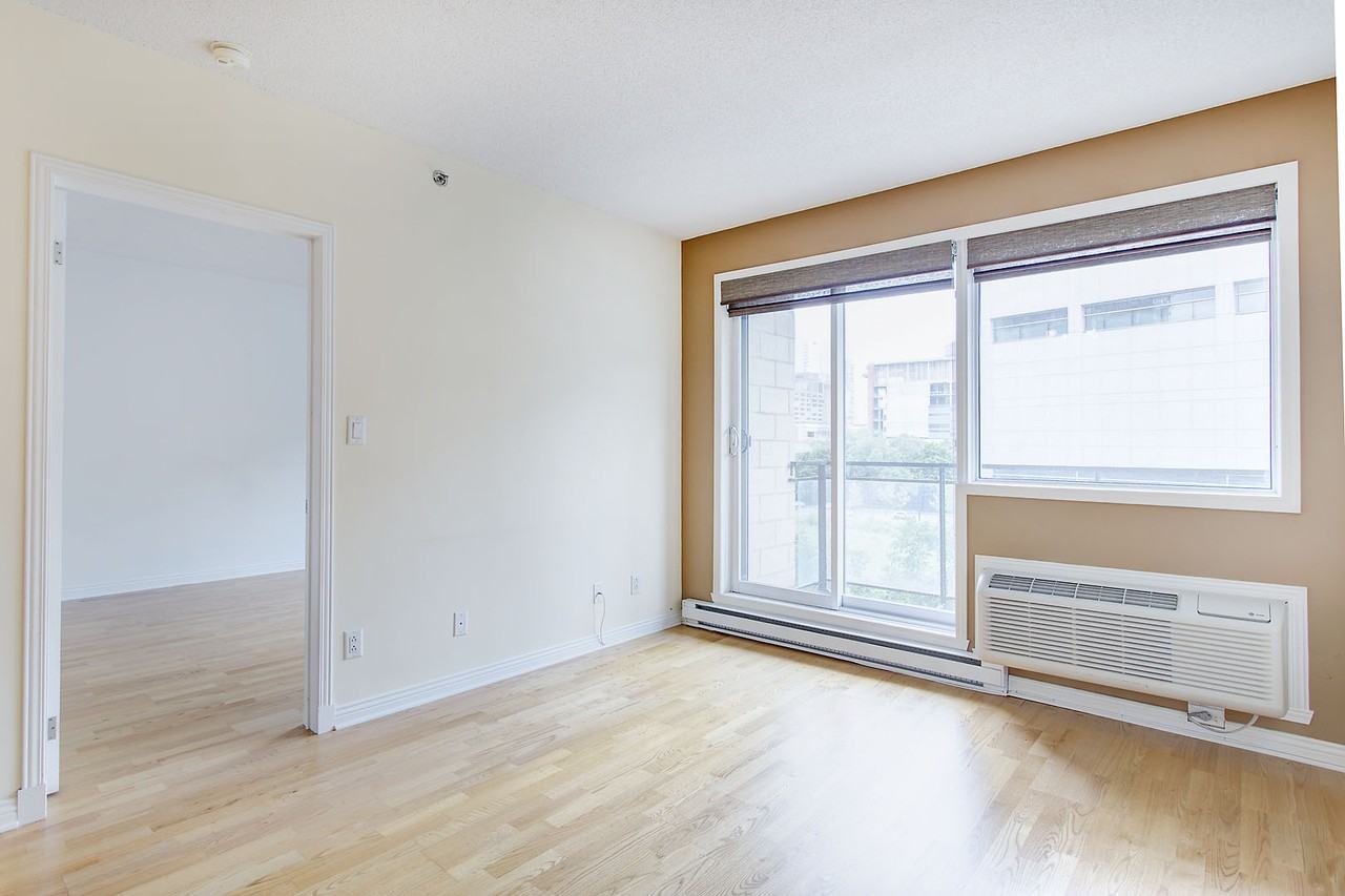 550 Rue Jean d'Estrées #503 - Photo 4 of 33