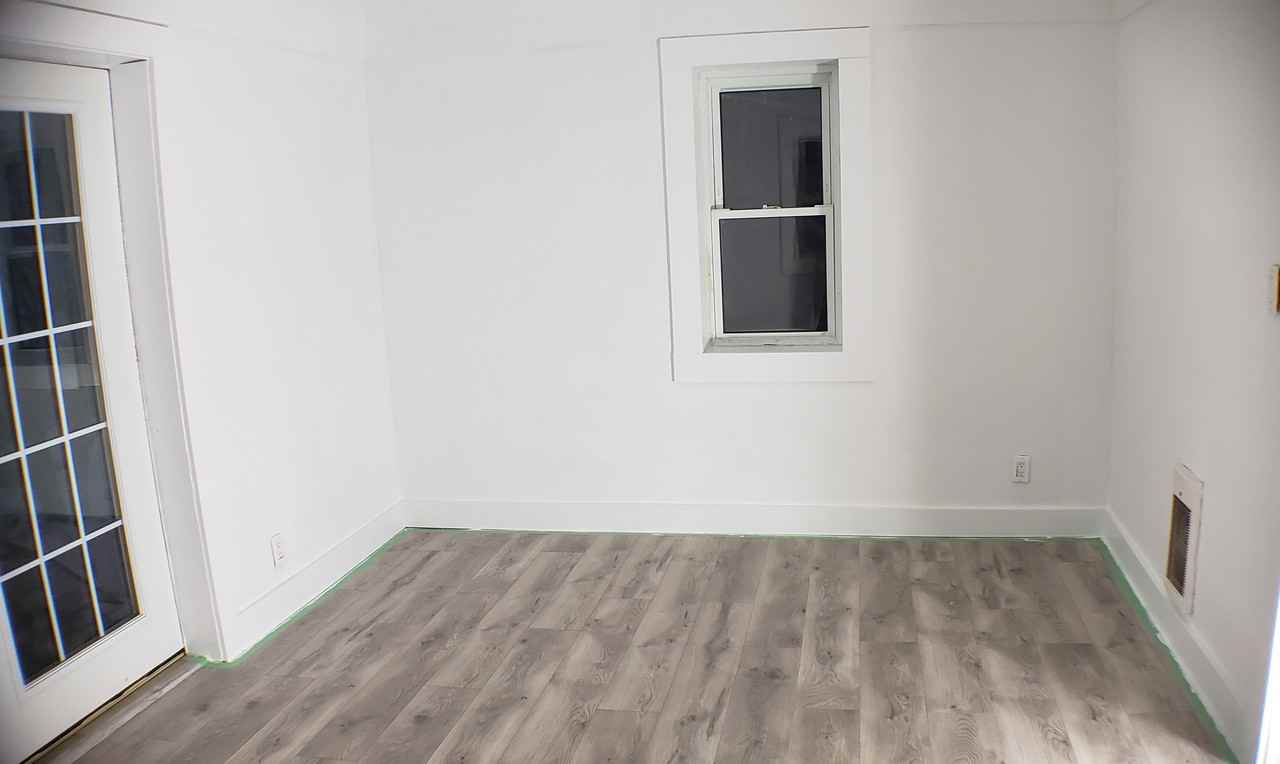 2 Bdrm Coach House - Photo 7 of 13