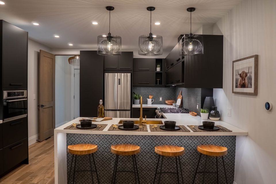 166 Oakmount Road #Main - Photo 2 of 20