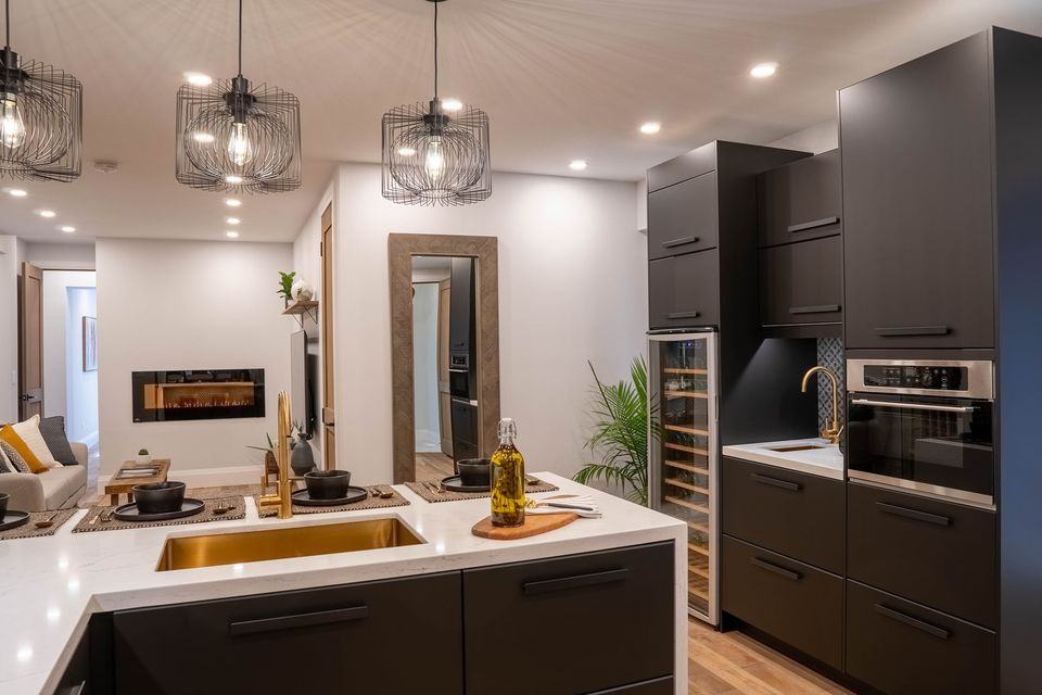 166 Oakmount Road #Main - Photo 6 of 20