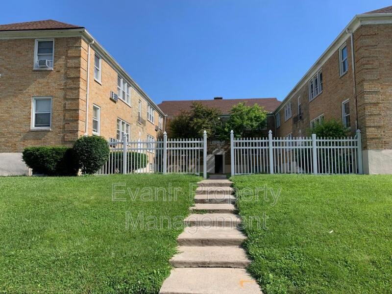 265 Niagara Ave - Photo 2 of 8