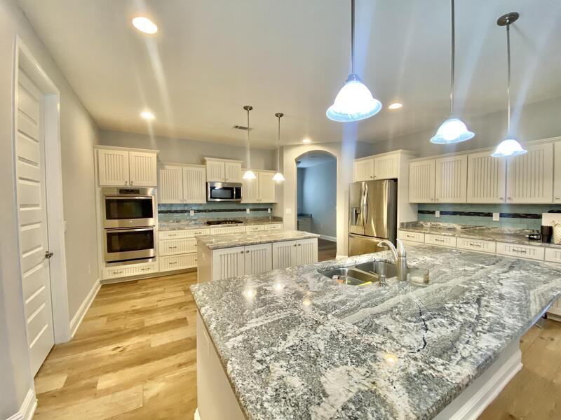 14 6th Ave - Photo 2 of 19