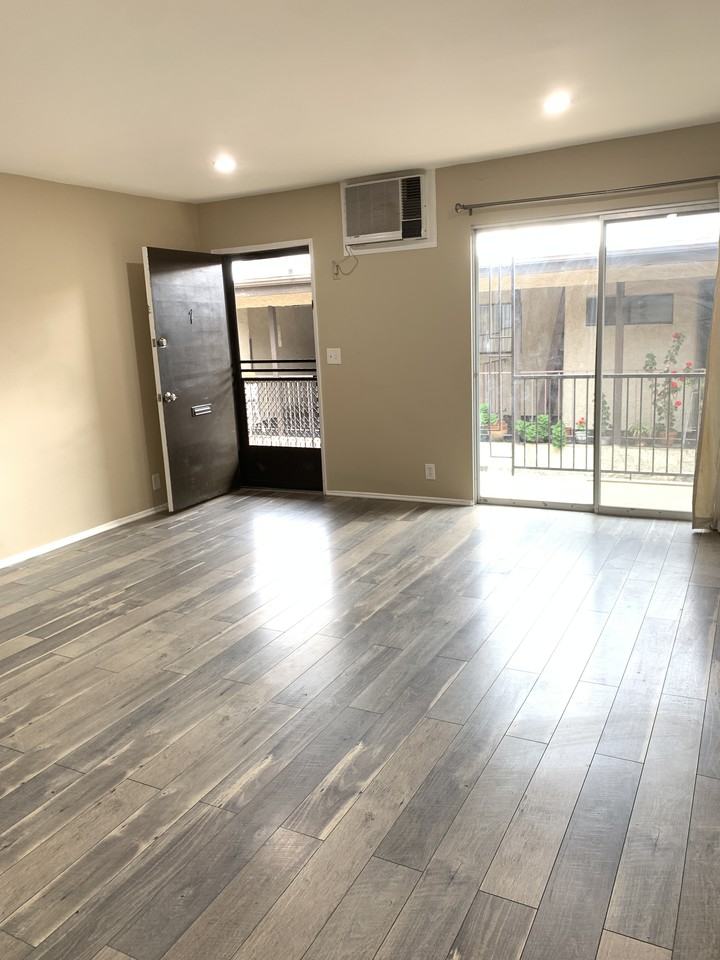 335 N. Isabel St. - Photo 7 of 16