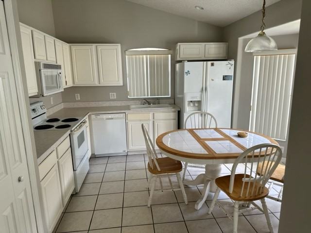 4522 Oakbrook Ct #1 - Photo 2 of 12