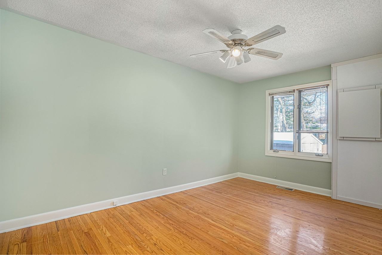 Unit 1 311 Portsmouth Ave Apartments 311 Portsmouth Ave, Kingston, ON