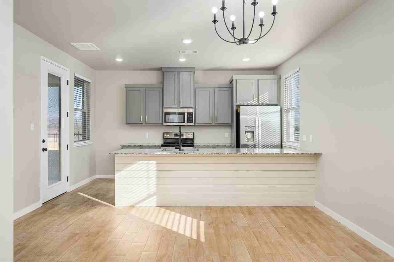 Jupiter Lane #603 - Photo 5 of 43