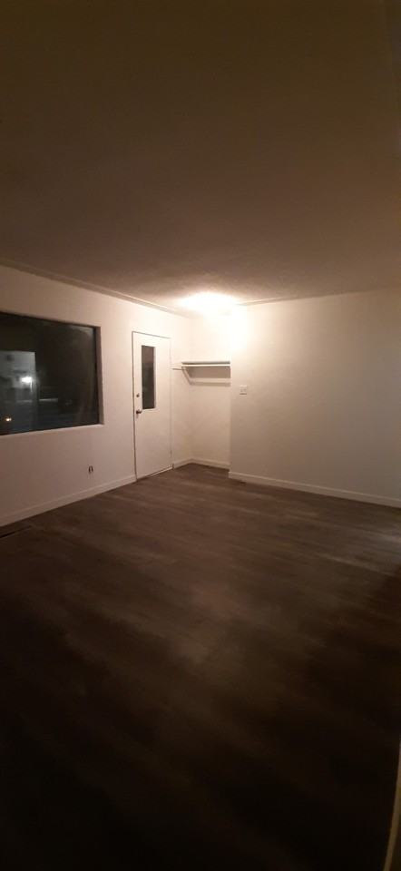 11809 40 Street Northwest - Photo 2 of 15