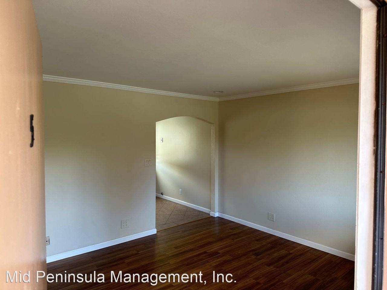 1379 Snow Street - Photo 3 of 11