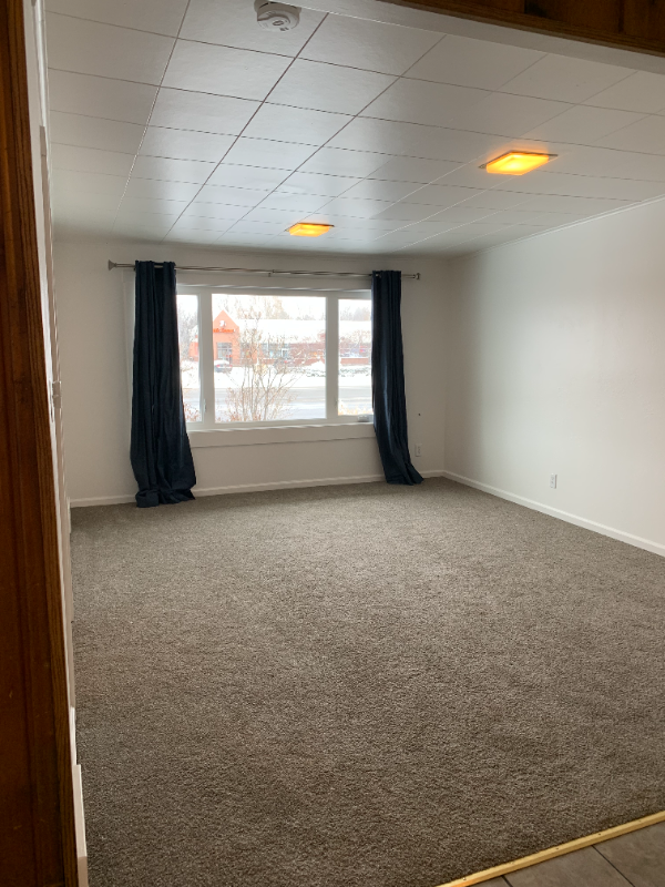 1124 W Prospect Rd - Photo 7 of 25