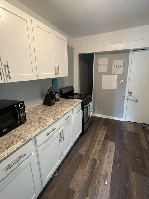 395 Berwick St - Photo 4 of 4