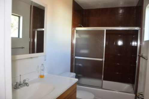 610 Morse Ave - Photo 2 of 7