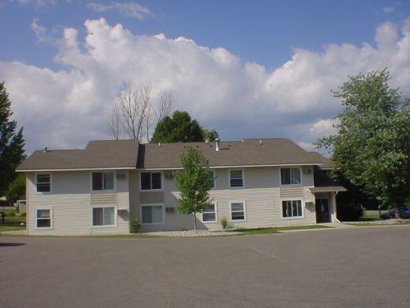 Houghton Heights Manor - Photo 3 of 3