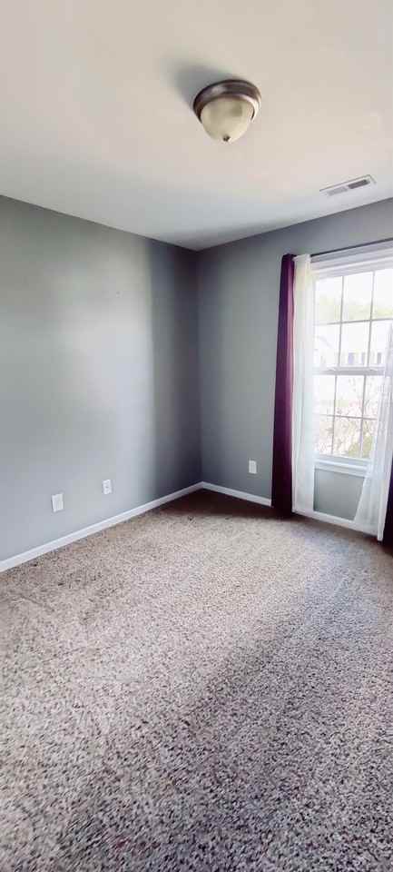 476 Blackhawk Ln #1 - Photo 2 of 20