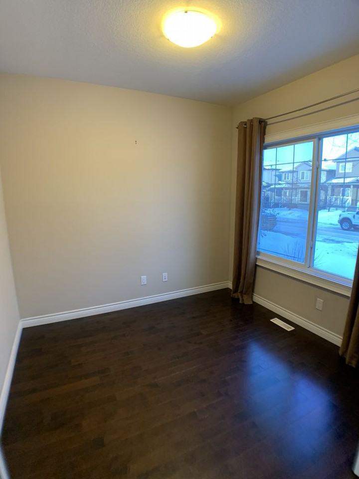 144 Juniper St - Photo 3 of 20