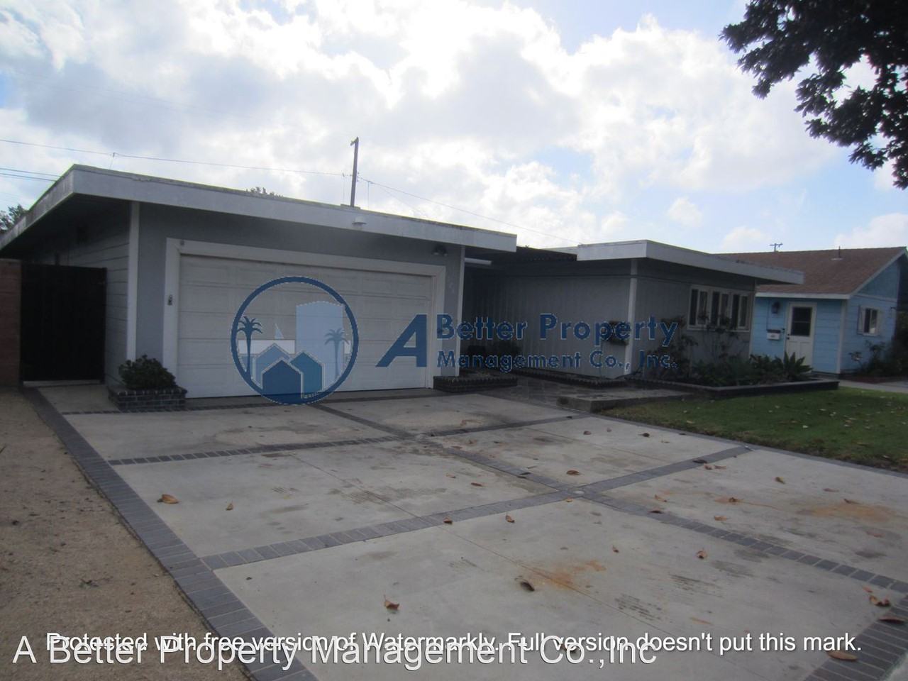 1928 Volk Ave - Photo 2 of 24