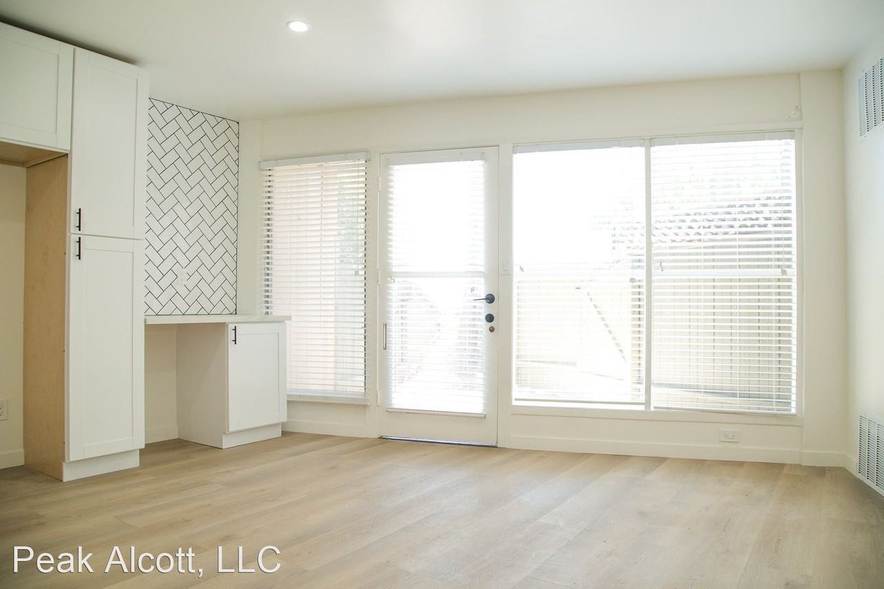 1127-1137 Horn Ave - Photo 2 of 17