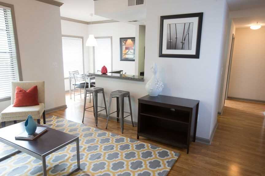 Monroe Place Apartments - Photo 5 of 20