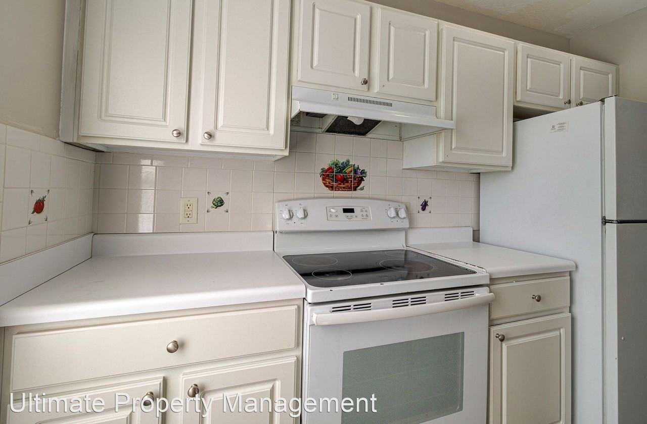 741 Sunseeker Dr - Photo 3 of 20