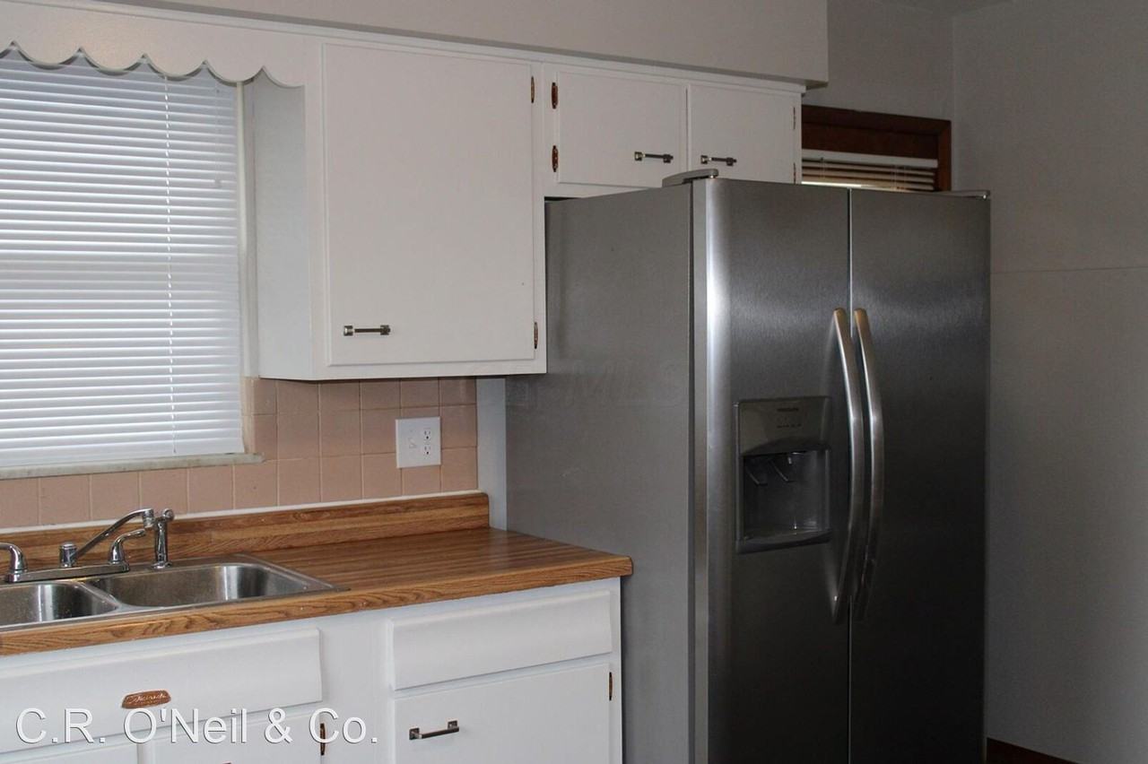 2956-2958 Pontiac Street - Photo 3 of 9