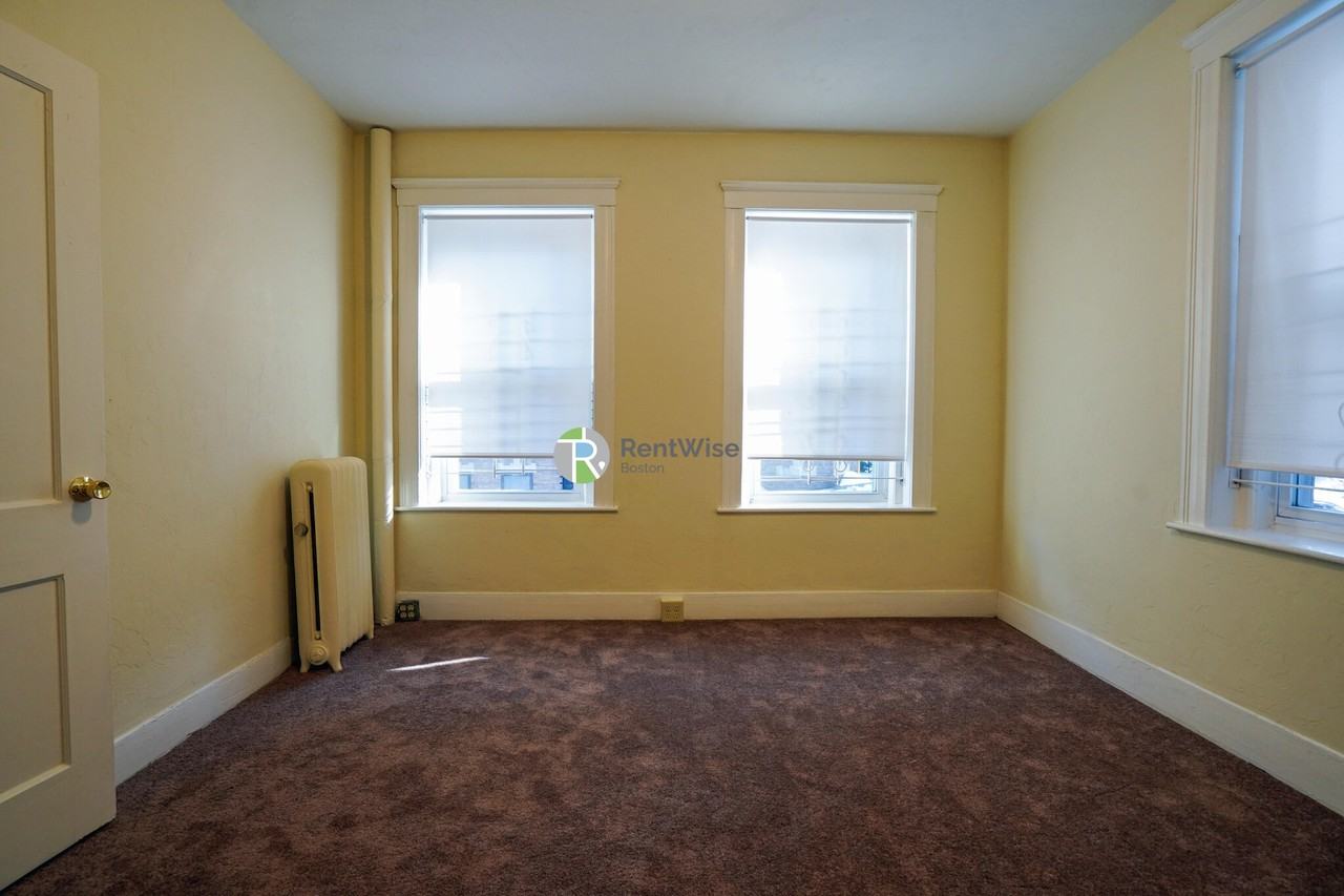165 Kelton St #14 - Photo 2 of 14