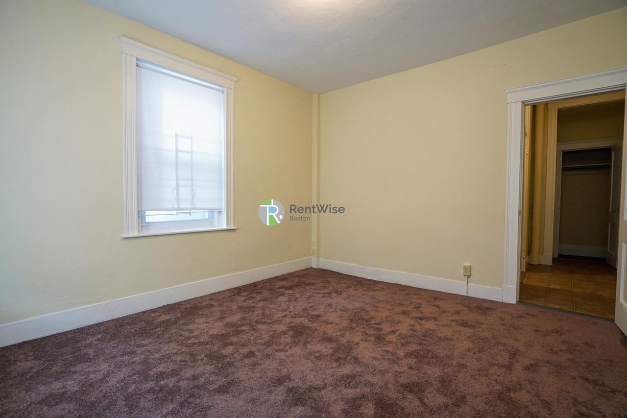 165 Kelton St #14 - Photo 4 of 14