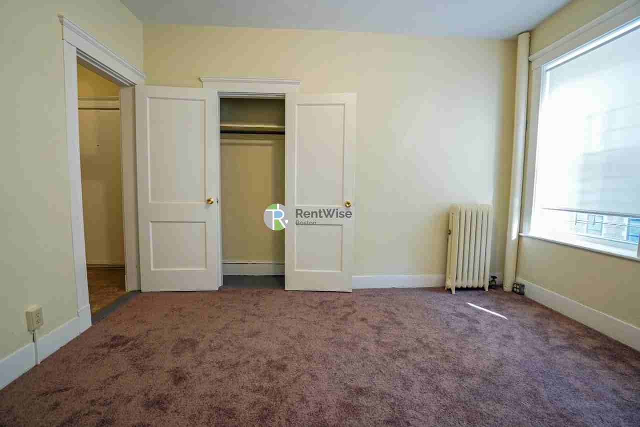 165 Kelton St #14 - Photo 5 of 14