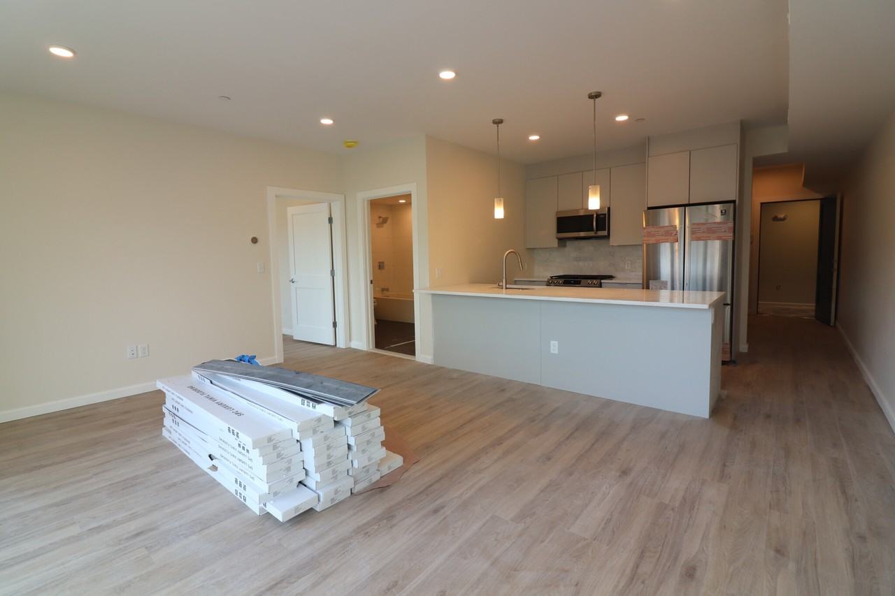 458 Washington St #301 - Photo 3 of 14