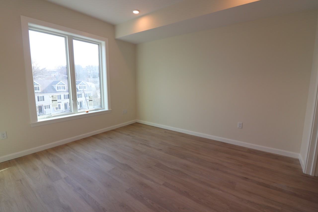 458 Washington St #301 - Photo 5 of 14